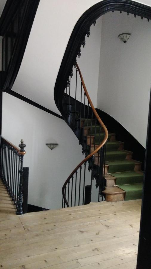 Bed & Breakfast Jules Verne *