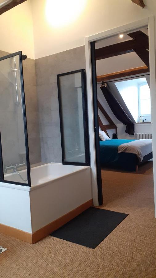 Jules Verne Bed & Breakfast